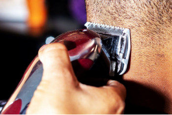 Things to consider before buying a hair clipper
