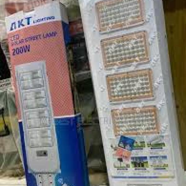 AKT 200W Solar Street Light with Panel